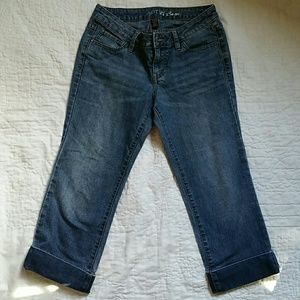 Apt. 9 Medium Wash Capri